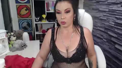 cruela_deviil online show from February 24, 2026, 10:19 pm