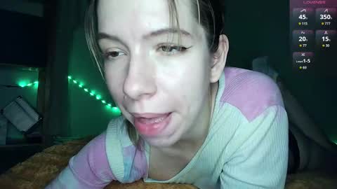 Snapshot of cruellagoth chatting on September 10, 2025, 12:54 am Cruella online show from September 10, 2025, 12:54 am