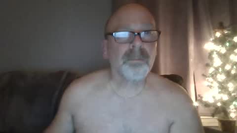 Snapshot of cruising_guy chatting on March 21, 2026, 3:22 am fun guy online show from March 21, 2026, 3:22 am