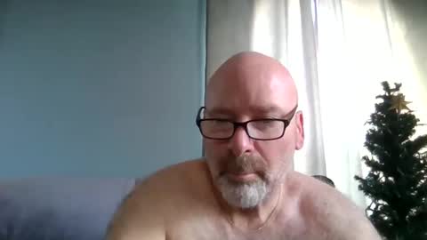 Snapshot of cruising_guy chatting on April 16, 2026, 12:50 pm fun guy online show from April 16, 2026, 12:50 pm