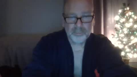 Snapshot of cruising_guy chatting on April 19, 2026, 3:17 am fun guy online show from April 19, 2026, 3:17 am
