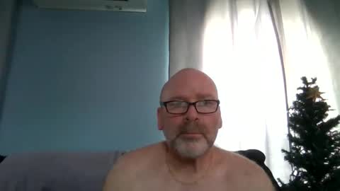 Snapshot of cruising_guy chatting on April 20, 2026, 12:41 pm fun guy online show from April 20, 2026, 12:41 pm