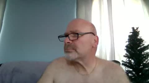 Snapshot of cruising_guy chatting on May 17, 2026, 12:34 pm fun guy online show from May 17, 2026, 12:34 pm