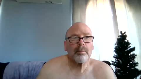 Snapshot of cruising_guy chatting on June 8, 2026, 1:00 pm fun guy online show from June 8, 2026, 1:00 pm