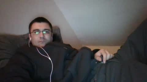 Crush380 online show from February 28, 2025, 4:10 am