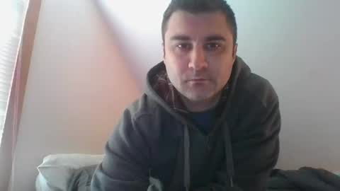 Snapshot of crush380 chatting on March 18, 2026, 5:49 pm Crush380 online show from March 18, 2026, 5:49 pm