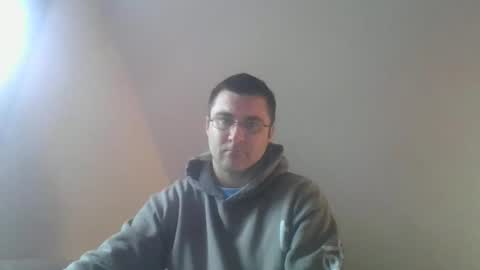 Snapshot of crush380 chatting on March 23, 2026, 9:19 pm Crush380 online show from March 23, 2026, 9:19 pm