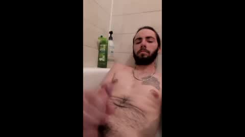 Snapshot of cruzman01 chatting on December 17, 2025, 1:00 am cruzman01 online show from December 17, 2025, 1:00 am