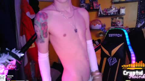 Snapshot of cryptidtwink chatting on December 16, 2024, 6:21 am CryptidTwink online show from December 16, 2024, 6:21 am