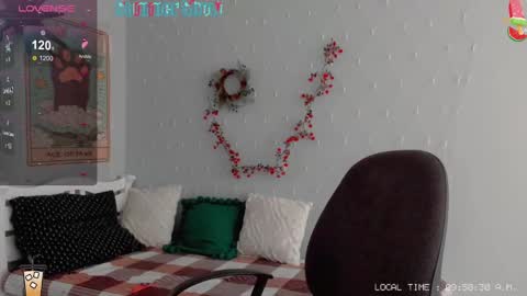 Snapshot of crystal__chris chatting on January 14, 2025, 7:48 am Chris online show from January 14, 2025, 7:48 am