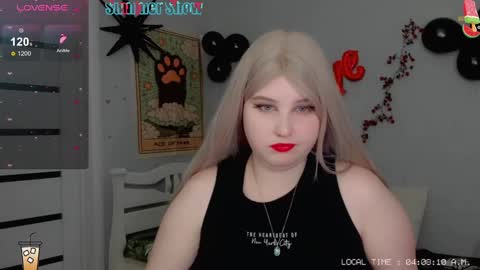 Snapshot of crystal__chris chatting on February 15, 2025, 2:04 am Chris online show from February 15, 2025, 2:04 am