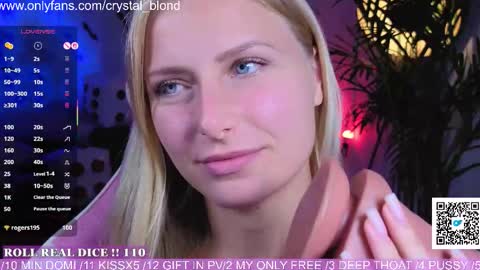 Crystal online show from October 10, 2025, 8:52 pm