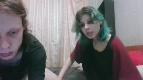 Snapshot of crystal_porn_love chatting on December 25, 2024, 9:33 pm Crystal and Marcl online show from December 25, 2024, 9:33 pm