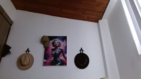 Crystal Blaze online show from February 16, 2026, 12:01 pm