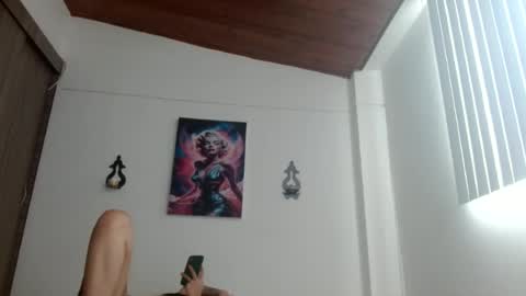 Snapshot of crystal_starx chatting on June 29, 2026, 3:01 pm Crystal Blaze online show from June 29, 2026, 3:01 pm