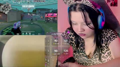 Snapshot of crystal_velvet01 chatting on January 14, 2025, 5:40 am crystal online show from January 14, 2025, 5:40 am