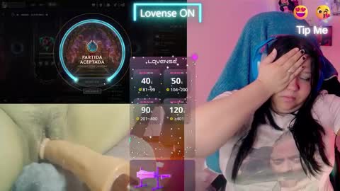 Snapshot of crystal_velvet01 chatting on January 25, 2025, 3:51 am crystal online show from January 25, 2025, 3:51 am