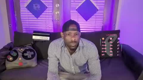 Snapshot of crystalclearstud chatting on May 7, 2026, 11:04 am crystalclearstud online show from May 7, 2026, 11:04 am