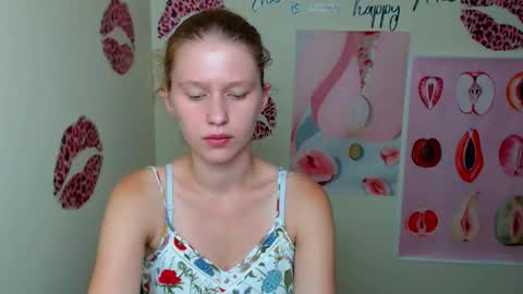 Stella online show from September 13, 2025, 11:54 am