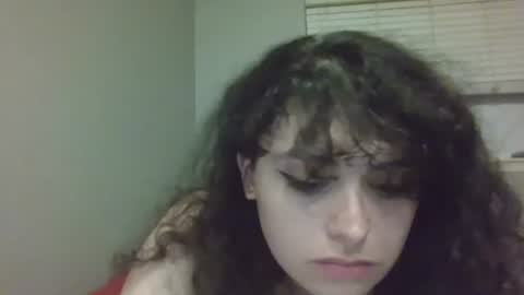 crystalhouse444 online show from July 9, 2026, 11:36 am