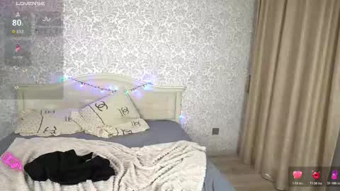 Nika online show from November 11, 2025, 3:56 pm