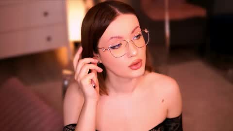 CrystalMo0n online show from March 23, 2026, 11:25 am