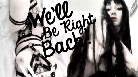 Snapshot of crystalsomnia chatting on November 2, 2025, 1:57 pm Sasha Make me moan with patterns good music here online show from November 2, 2025, 1:57 pm