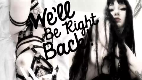 Snapshot of crystalsomnia chatting on November 23, 2025, 9:36 pm Sasha Make me moan with patterns good music here online show from November 23, 2025, 9:36 pm