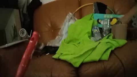 crystelweed online show from October 27, 2025, 8:07 am