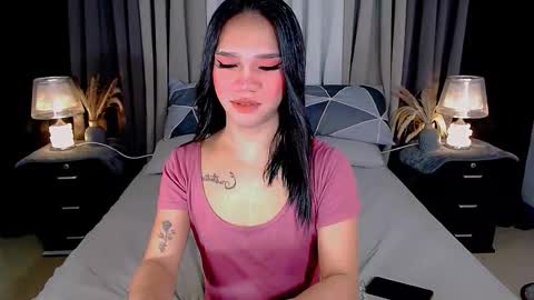 bea takashi  online show from September 22, 2025, 9:22 am