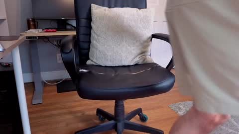 cthotguy5000 online show from December 26, 2024, 1:21 pm