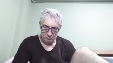 BIG UNCUT HARD COCK online show from November 1, 2025, 1:07 am