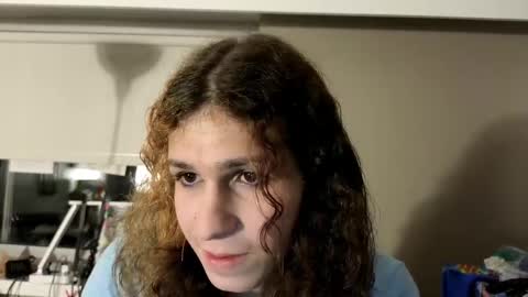 Snapshot of cuddleavenue chatting on November 2, 2025, 2:25 am cuddleavenue online show from November 2, 2025, 2:25 am
