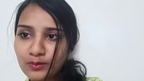 Snapshot of cuddlemuffins_3110 chatting on December 5, 2025, 11:30 am cuddlemuffins online show from December 5, 2025, 11:30 am