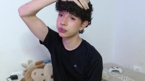 Cuddly online show from January 11, 2026, 6:18 am