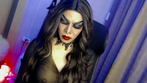 CUMMELA SLUTI online show from March 11, 2025, 9:13 am