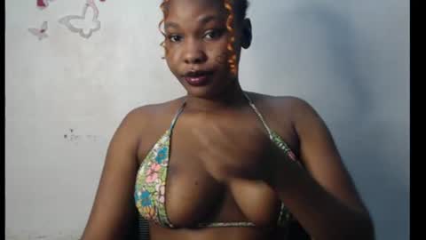 Snapshot of cum_ebony_xxxpetit chatting on June 29, 2026, 1:45 am Teeha online show from June 29, 2026, 1:45 am