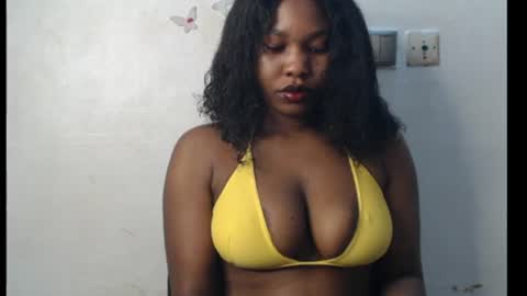Snapshot of cum_ebony_xxxpetit chatting on July 4, 2026, 1:01 am Teeha online show from July 4, 2026, 1:01 am