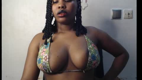 Snapshot of cum_ebony_xxxpetit chatting on July 30, 2026, 11:31 am Teeha online show from July 30, 2026, 11:31 am