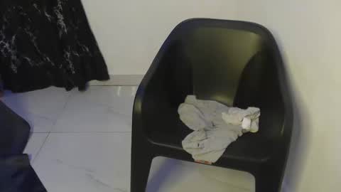 Snapshot of cum_on_dana chatting on March 19, 2026, 7:12 am lucy online show from March 19, 2026, 7:12 am