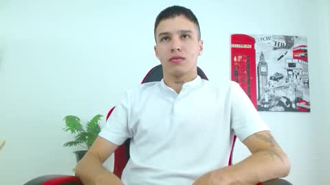 cumandres online show from December 4, 2025, 2:48 pm