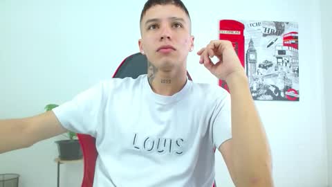 cumandres online show from December 22, 2025, 1:52 pm