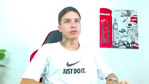 cumandres online show from February 26, 2026, 3:33 pm