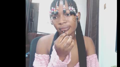 cumebony_petit online show from March 15, 2026, 7:14 am