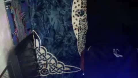 Snapshot of cumlickmydick69 chatting on November 13, 2025, 7:29 am cumlickmydick69 online show from November 13, 2025, 7:29 am