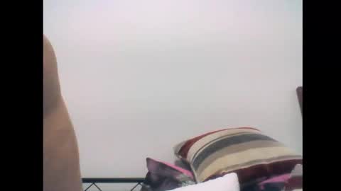 cumliveinoz online show from November 18, 2025, 12:31 pm