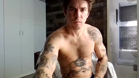 Snapshot of cummfights chatting on October 27, 2025, 2:10 pm Charlie Mitchell   online show from October 27, 2025, 2:10 pm