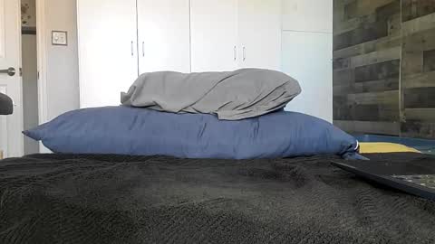 Snapshot of cummfights chatting on December 15, 2025, 5:50 pm Charlie Mitchell online show from December 15, 2025, 5:50 pm