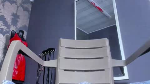 Snapshot of cumming_tiffani chatting on September 23, 2025, 1:47 pm cumming tiffani online show from September 23, 2025, 1:47 pm