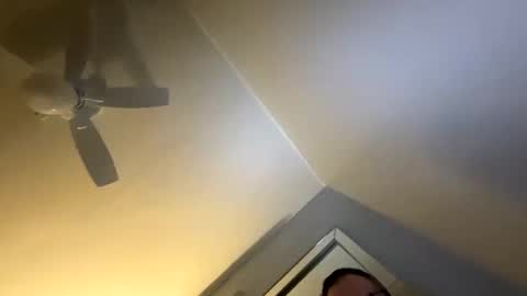 Johnny online show from December 21, 2024, 10:06 am